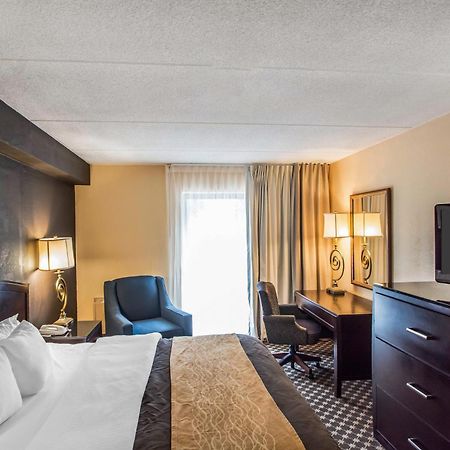 Quality Inn Ithaca - University Area Buitenkant foto