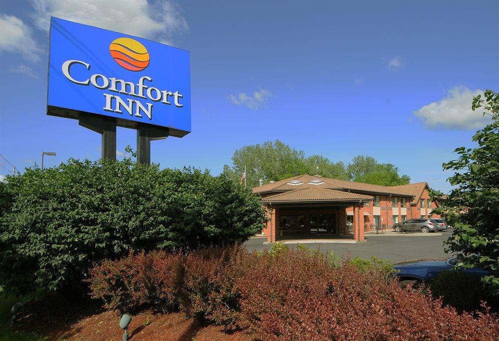 Quality Inn Ithaca - University Area Buitenkant foto