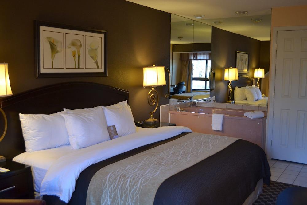 Quality Inn Ithaca - University Area Buitenkant foto