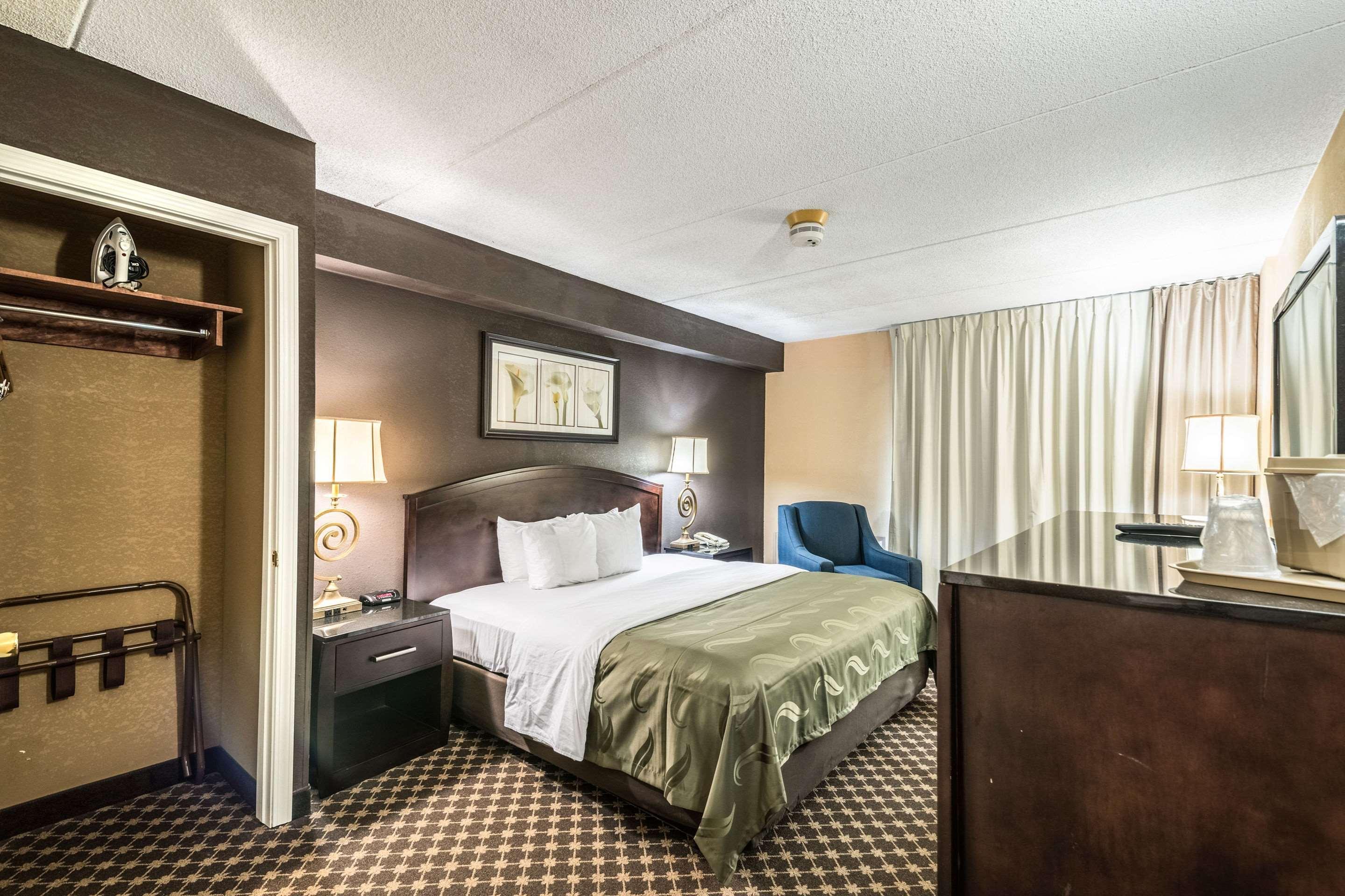 Quality Inn Ithaca - University Area Buitenkant foto