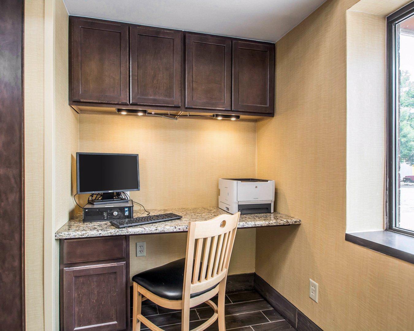 Quality Inn Ithaca - University Area Buitenkant foto