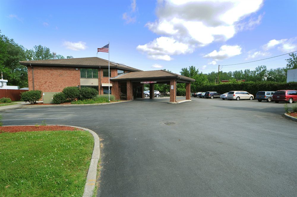 Quality Inn Ithaca - University Area Buitenkant foto